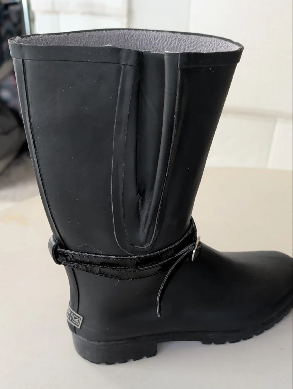Sperry Top-Sider Black Women Rain Boots Buckle Detail SZ 8 See Waterproof Comfy